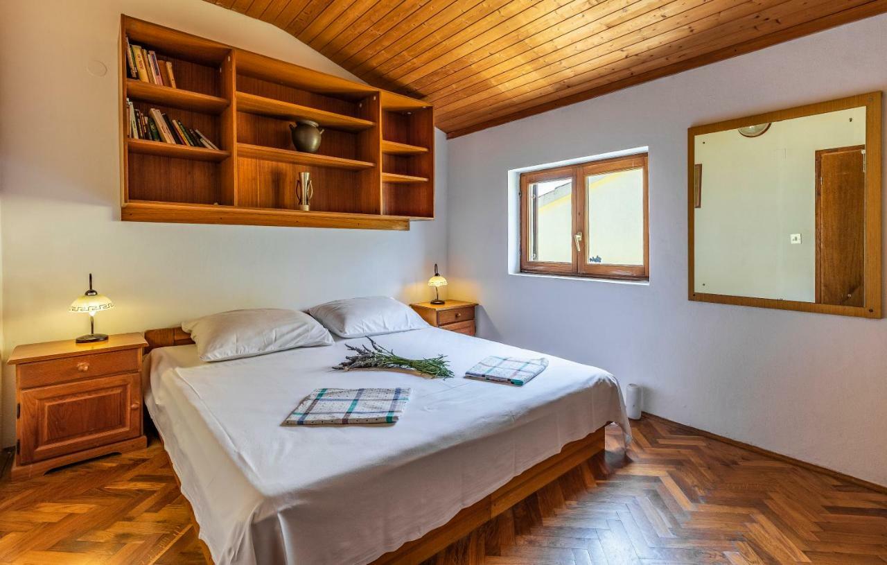 Apartment Lorencin Milka Medulin