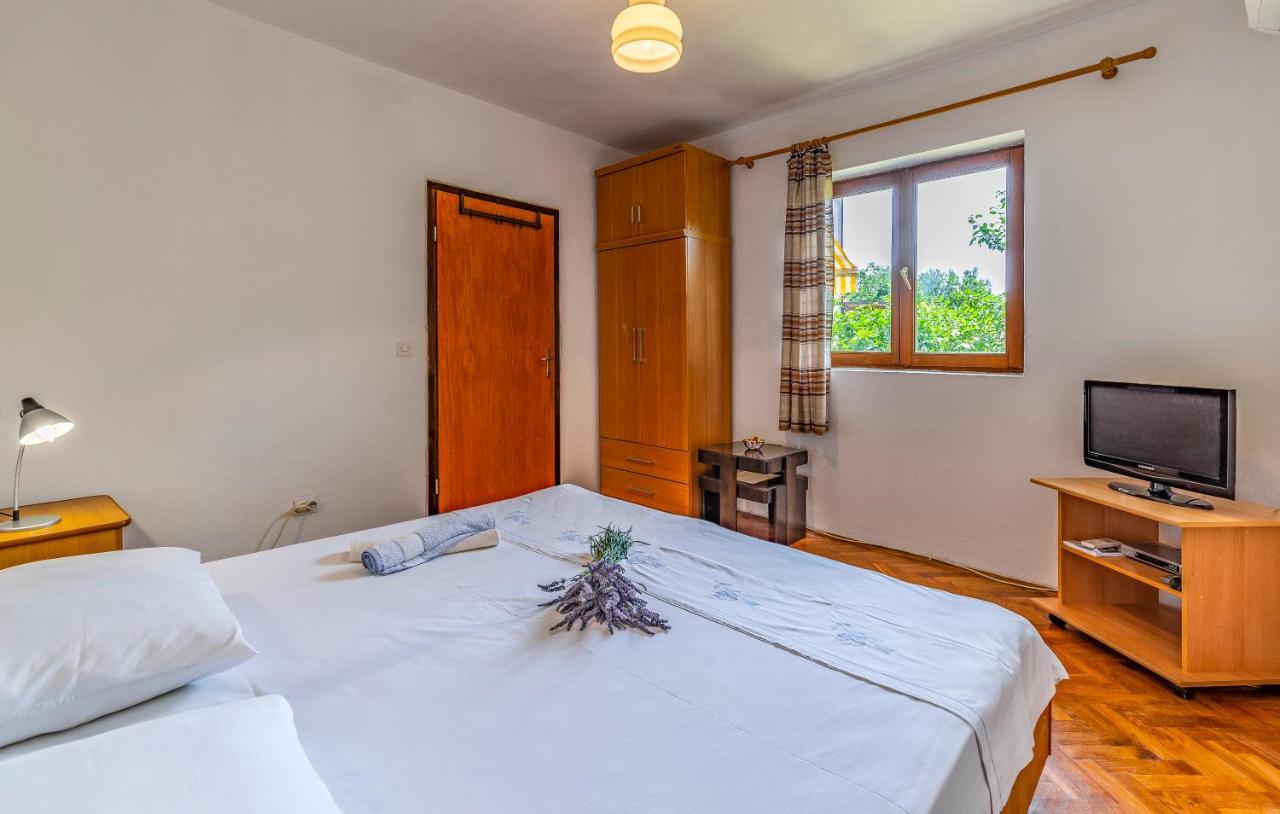 Apartment Lorencin Milka Medulin